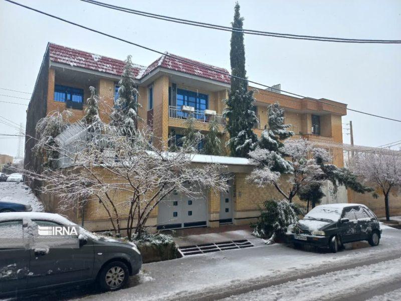 هشدار سطح نارنجی هواشناسی فارس؛ بارش برف و باران از شنبه آغاز می‌شود