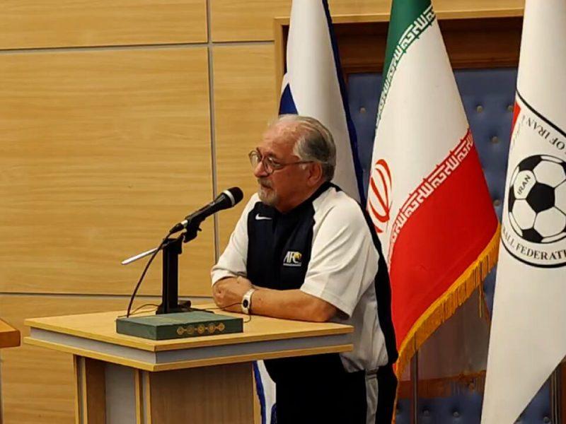 رشد فوتبال ایران بسیار کند است
