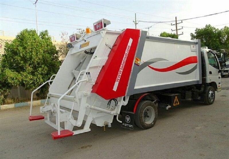 استاندار گیلان بر تجهیز دهیاریها یه ماشین آلات نوین جمعآوری زباله تاکید کرد