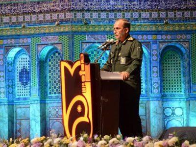 فرمانده سپاه فجر فارس: پیشرفت ایران اسلامی نتیجه اتحاد مردم و خون شهداست