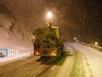 بارش برف در برخی گردنه های استان همدان