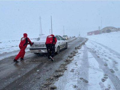 تردد در گردنههای کوهستانی استان اردبیل با زنجیرچرخ ممکن است