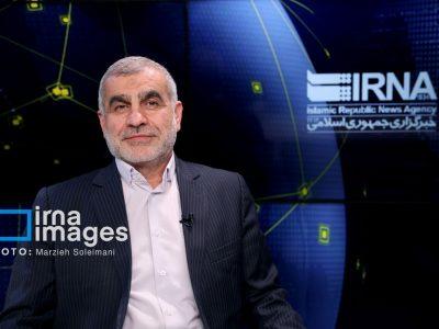 نایب رئیس مجلس: خود را در کنار مردم و پیگیر مطالبات به حق آنان می دانیم