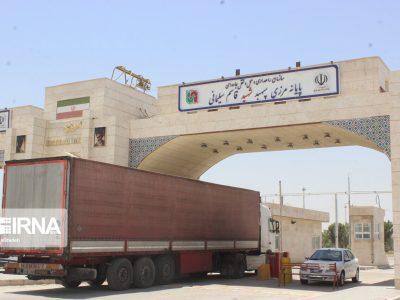 برگشت ارز حاصل از صادرات، مهمترین دغدغه تجار در مهران است