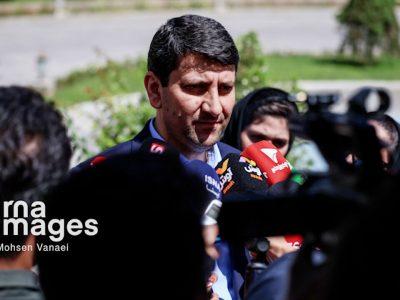 هاشمی: موضع دولت و وزارت ارتباطات دسترسی آزاد همه مردم به خدمات بین المللی است