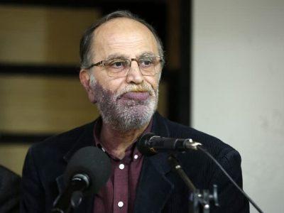 نفس برآمد و کام برنمیآید