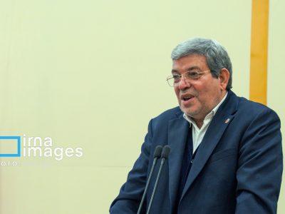 آغاز طرح مراقب همراه برای حمایت از زنان سرپرست خانوار و خانوادههای دارای فرزند چندقلو