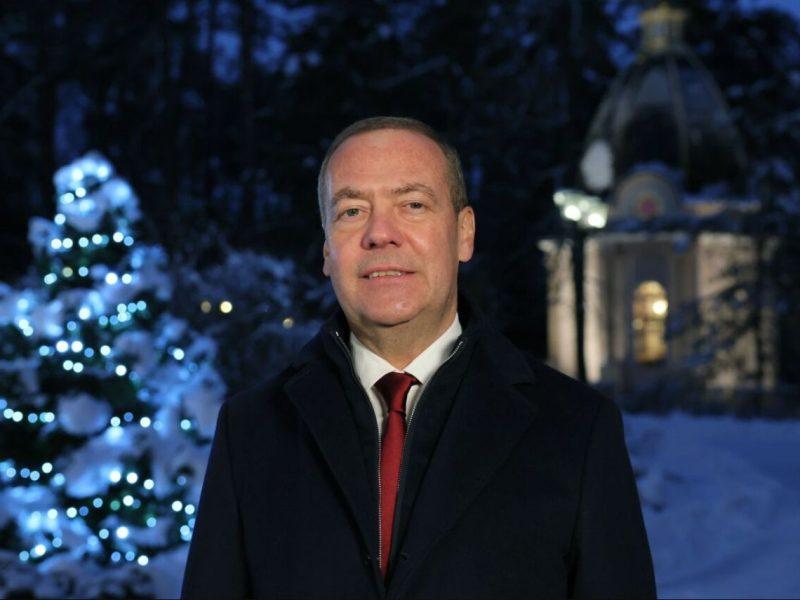 مدودف: پیروزی در جنگ نزدیک است