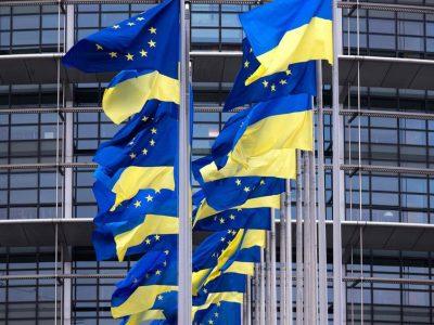 پولیتیکو: کییف تا سال ۲۰۲۸ هم به اتحادیه اروپا نخواهد پیوست