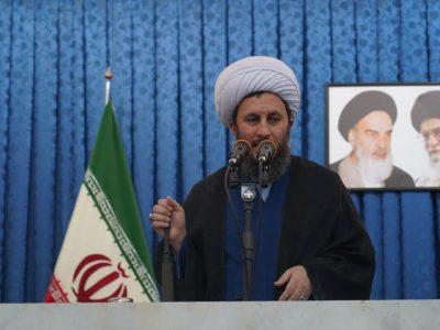 امام جمعه خوی: مهار گرانی مطالبه جدی مردم است/ دشمن به دنبال سوءاستفاده از مطالبات معیشتی