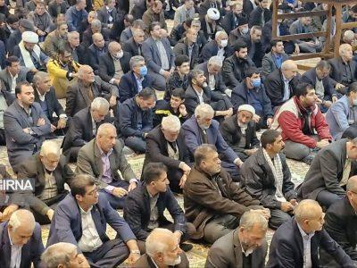 امام جمعه یاسوج: مردم خواهان مبارزه با مفسدان اقتصادی هستند