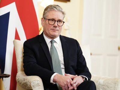 استارمر: با متحدان خود درباره ایران گفتوگو میکنیم