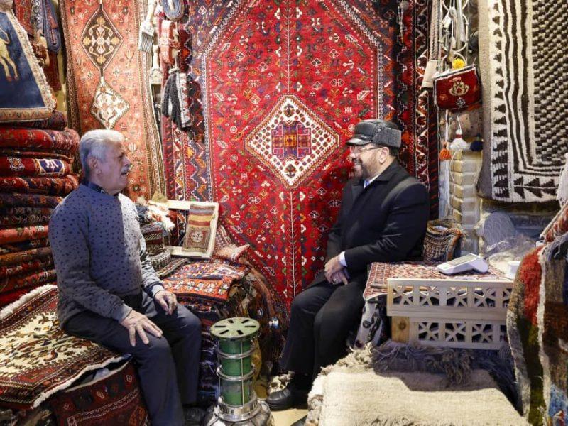 استاندار فارس پای صحبت‌های کسبه و بازاریان شیراز نشست