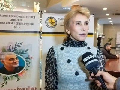 فعال روس: برای مقابله با شر ترامپ متحد شویم + فیلم