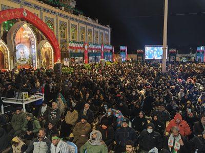 پرشورترین وداع؛ زوار شهید سلیمانی در تقارن شهادت و ولادت + فیلم