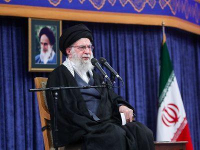 رهبر انقلاب: به اسم بازار و بازاری نمیتوان با جمهوری اسلامی مقابله کرد