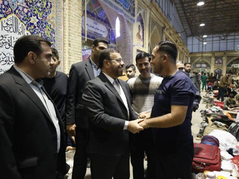 حضور استاندار فارس در جمع معتکفین همزمان با آغاز آیین معنوی اعتکاف
