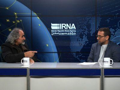 آزادارمکی:جامعه ایران خشونت را راه نجات نمیداند/ هر براندازی، پس از خود دیکتاتوری میسازد