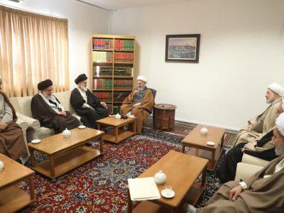 آیت الله سبحانی: وحدت مهمترین راهکار عبور از مشکلات است