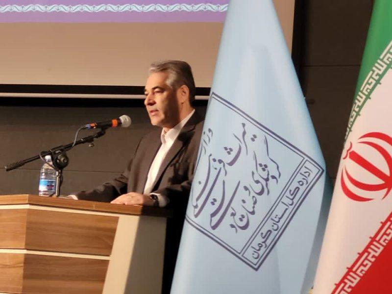 یک اداره کل بهتنهایی از عهده گردشگری و میراثفرهنگی برنمیآید