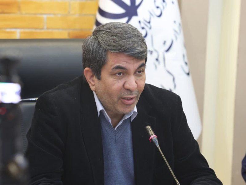 استاندار کرمان: کتابخانههای عمومی به پایگاههای موثر فرهنگی و اجتماعی تبدیل شوند