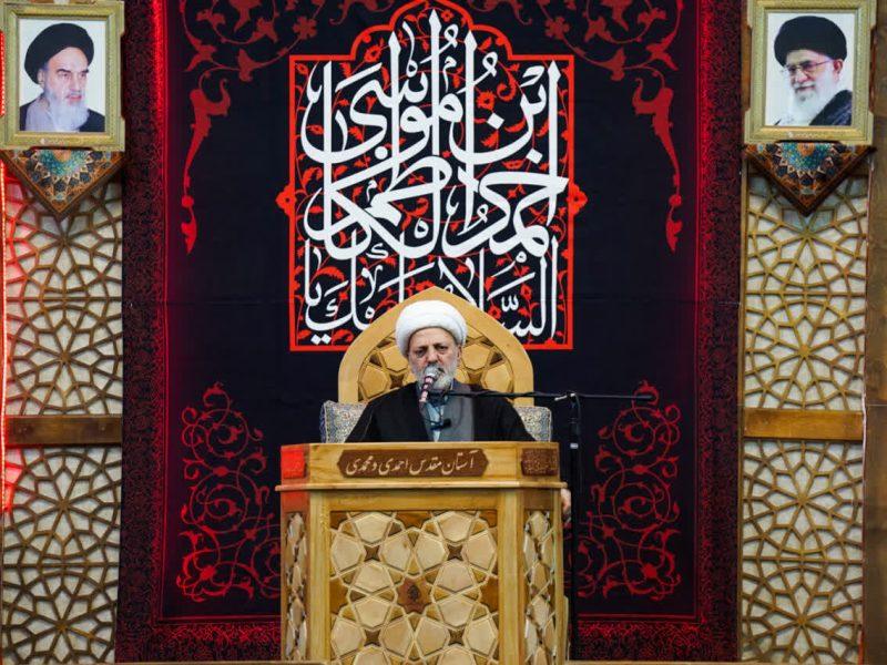 استاد حوزه و دانشگاه: روح مستکبران و منافقین با پیام حق سازگاری ندارد