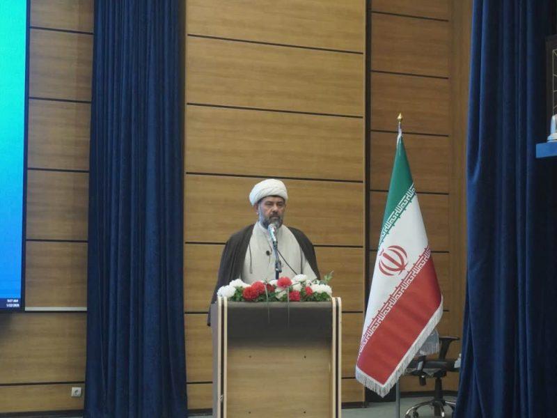 لزوم بازنگری و ارائه عمیق‌تر و نظام‌مند اندیشه دینی