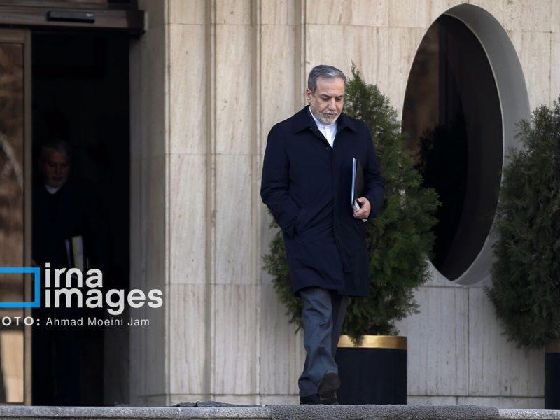 پیش از رسیدن به مرحله اقدام نظامی از فرصت دیپلماسی استفاده کنیم