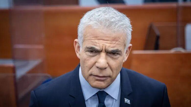 لاپید خواستار اعلام قطر به‌عنوان «کشور دشمن» از سوی آمریکا شد