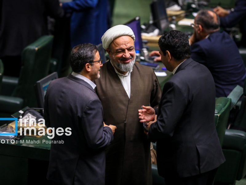 اظهارات نماینده تهران درمورد شرط حضور بازرسان آژانس در تهران و پاسخ رئیس مجلس