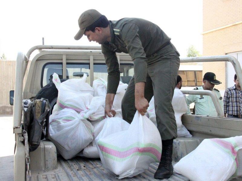 اعلام جدیدترین اقدامات پلیس هرمزگان: از توقیف اتوبوس بی پلاک تاکشف زمین خواری ۵۰۰ میلیاردی