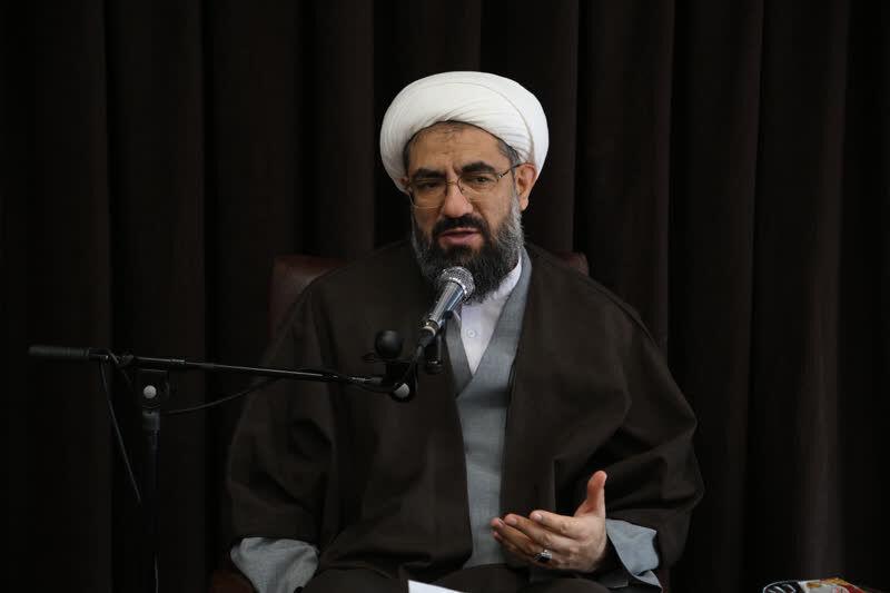 تاکید امام جمعه همدان بر بازنگری در روش های تبلیغی