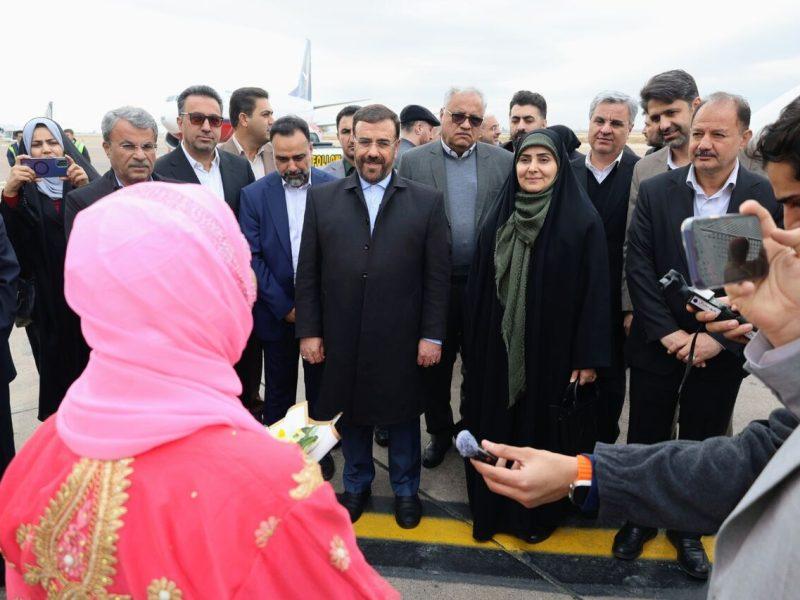 وزیر راه و شهرسازی وارد شیراز شد