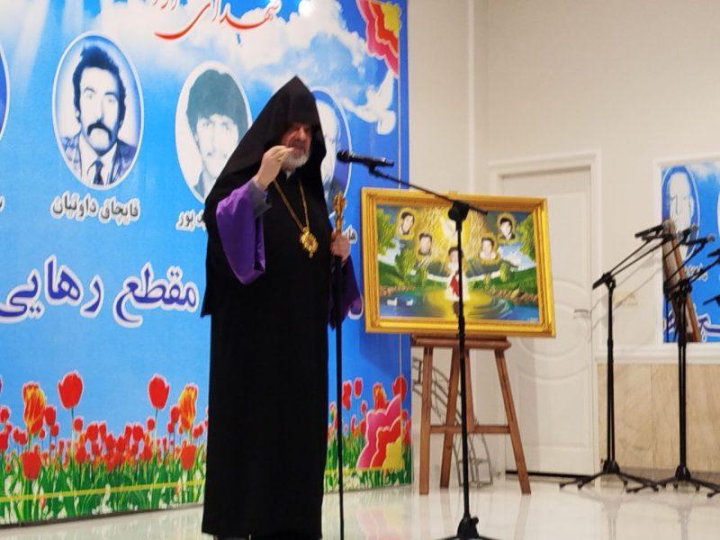 خلیفه کل ارامنه آذربایجان: وحدت ملت ایران پیام روشن همدلی به جهان است