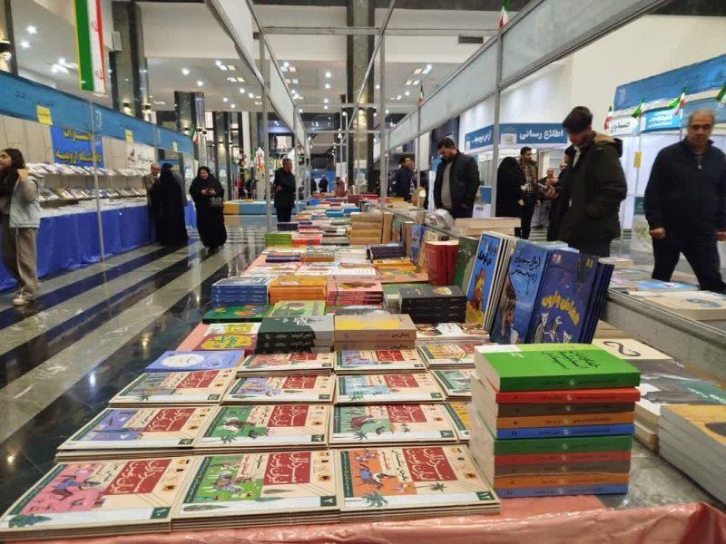 نمایشگاه کتاب آذربایجان‌غربی؛ جبران خلأ دسترسی ناشران به بازار نشر