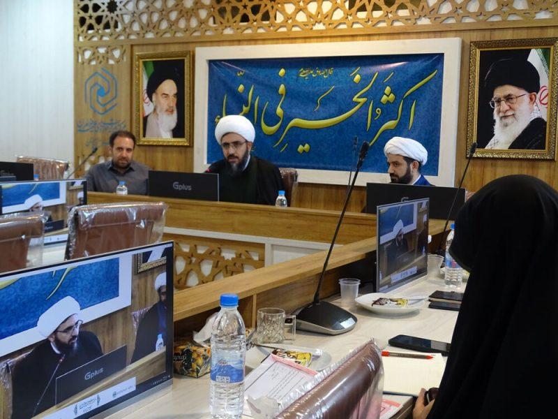 حوزه‌های علمیه خواهران باید با حفظ استقلال و نگاه تربیتی مسیر تعالی طلاب را تقویت کنند