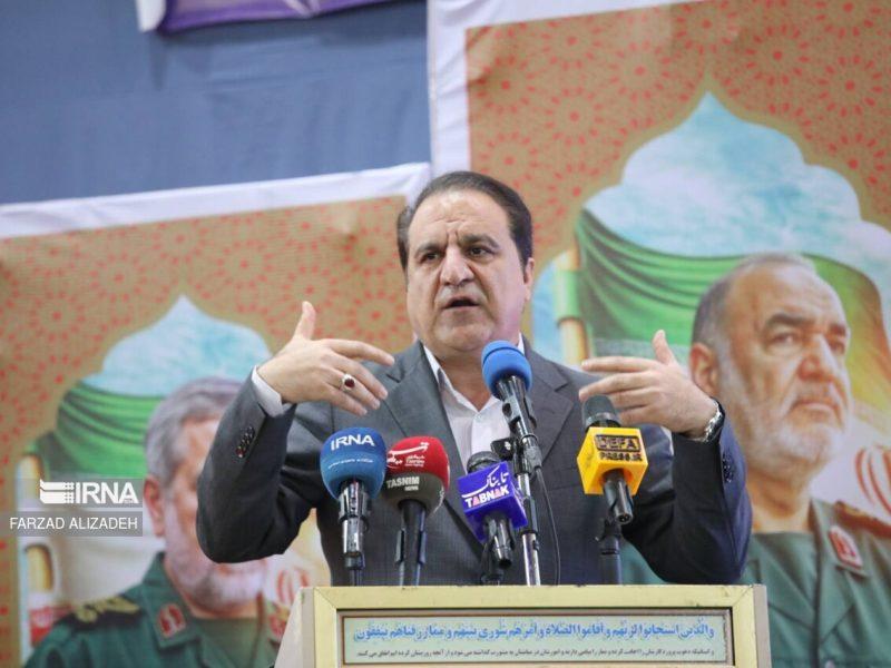 استاندار ایلام: گشایش مرزهای جدید راهبرد دولت در برابر دیوارکشی دشمنان است