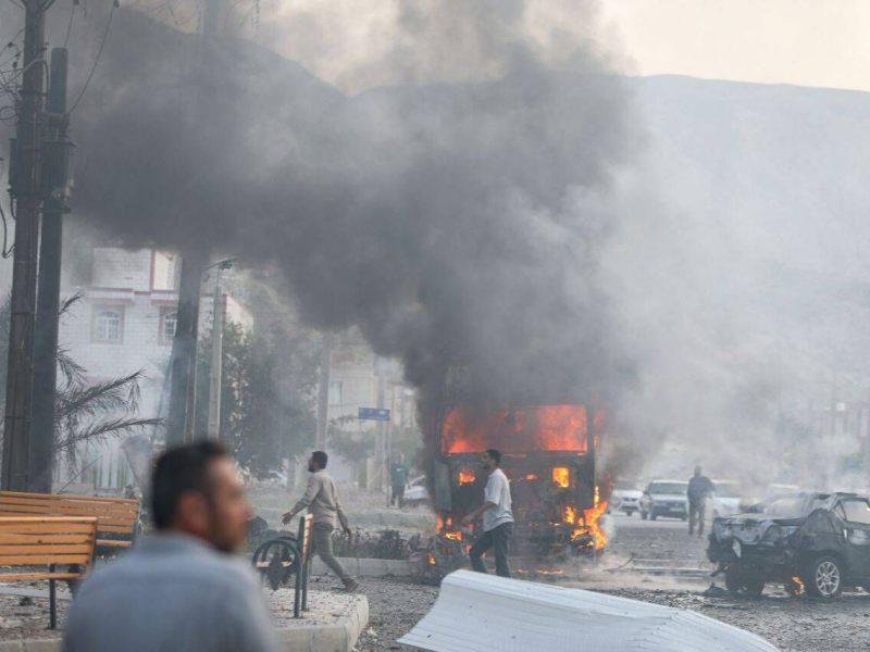 فیلم | فاجعه خونین لامرد؛ ۱۸ شهید و ۱۰۰ مجروح در حمله موشکی رژیم صهیونیستی و آمریکا