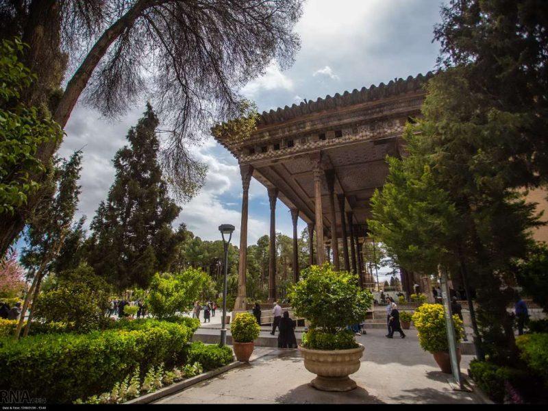 پایگاه‌های میراث جهانی اصفهان برای استقبال از رمضان و نوروز آماده می‌شوند