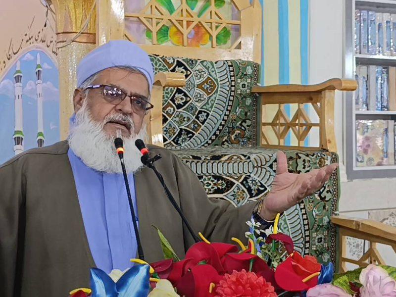 تأکید امام جمعه اهل‌سنت خاش بر ضرورت هوشیاری و وحدت شیعه و سنی سیستان و بلوچستان
