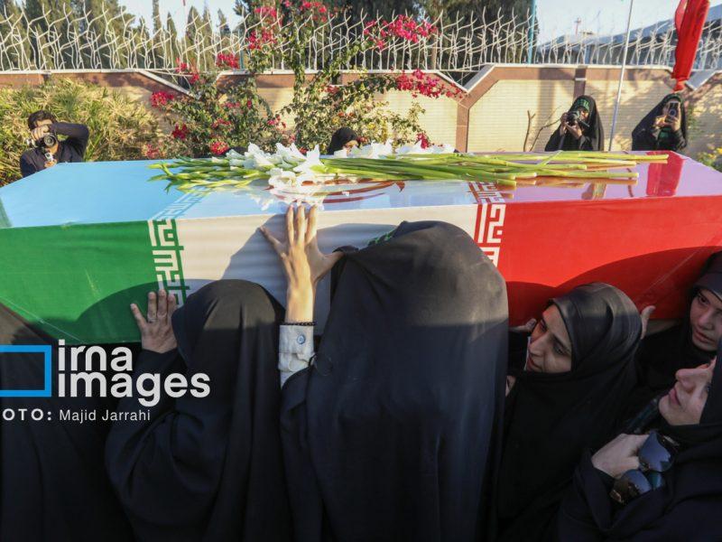 پیکر شهید امین ذبایحی جهرمی از شهدای اقتدار در جهرم تشییع شد
