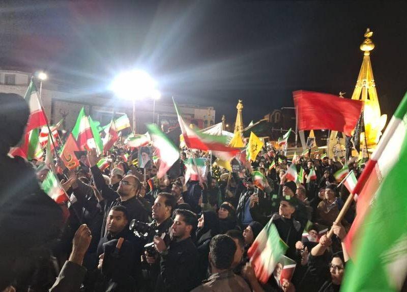 میدان امام حسین (ع) شیراز؛ امشب عزا و غیرت در یک قاب