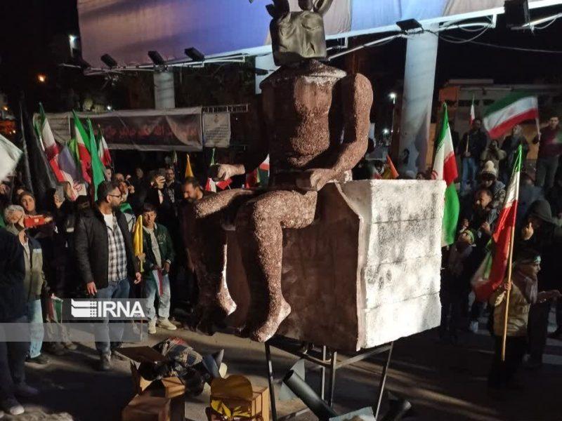 چهارشنبه‌سوری متفاوت در شیراز؛ میدان امام حسین(ع) صحنه همبستگی مردم