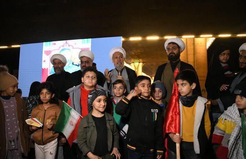 ملت ایران با ایستادگی خود، عزت و اقتدار انقلاب اسلامی را حفظ کرده است