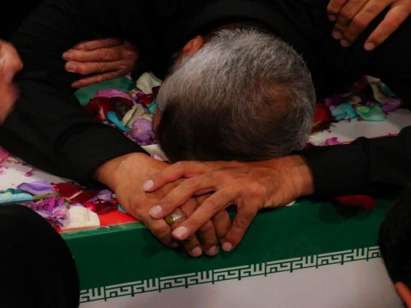 وداع با ۱۸ شهید حادثه حمله به دادگستری لارستان در نخستین روز سال