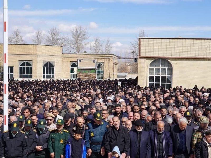 تشییع باشکوه پیکر شهید «وحید محمدزاده» در خوی/ تأکید مسئولان بر اقتدار و وحدت ملی+ عکس
