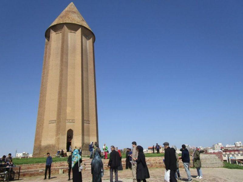 سفر رایگان به دل تاریخ؛ درهای گنبدقابوس به روی همه باز شد