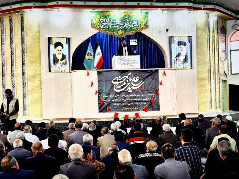 امام جمعه موقت زاهدان:مردم ایران در برابر تهدیدها عقب نشینی نخواهند کرد