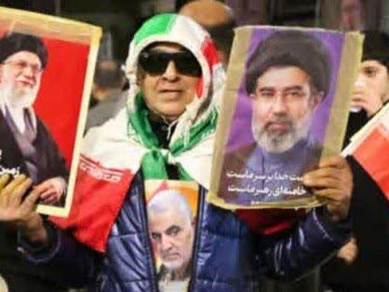 روشندلی که با عصای سفید، مسیر بصیرت را در اجتماع بابل روشن کرد