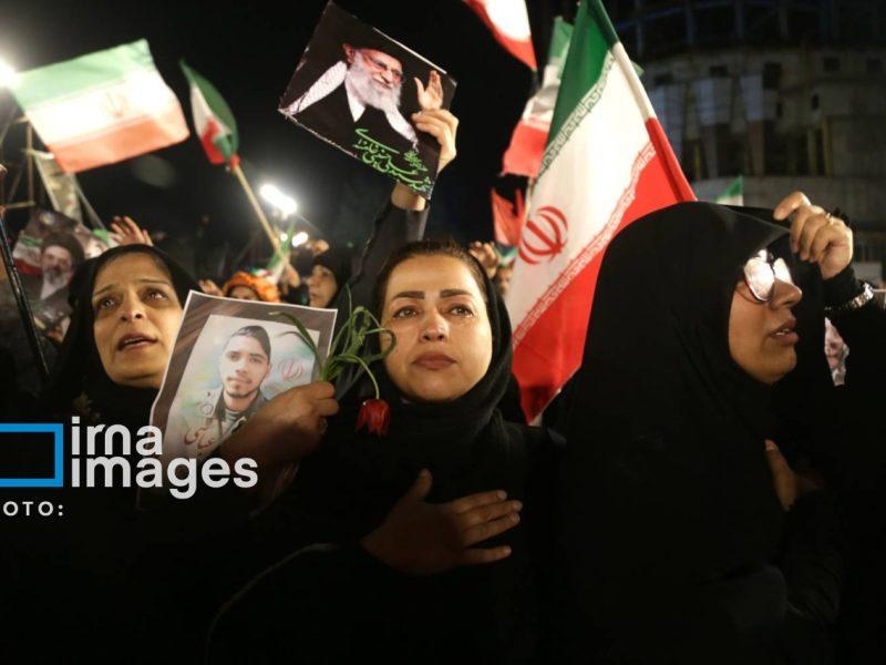 فیلم| بازخوانی قصه عزت وطن در اجتماع شبانه مردم مازندران